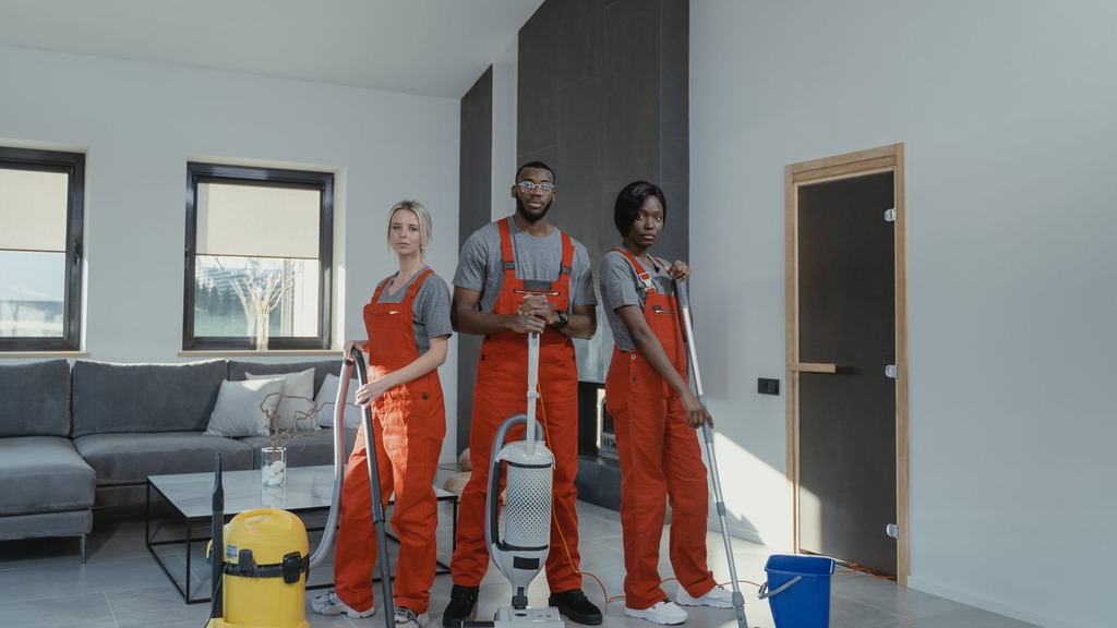 What Is Commercial Cleaning? Definition, Services & What It Really Covers